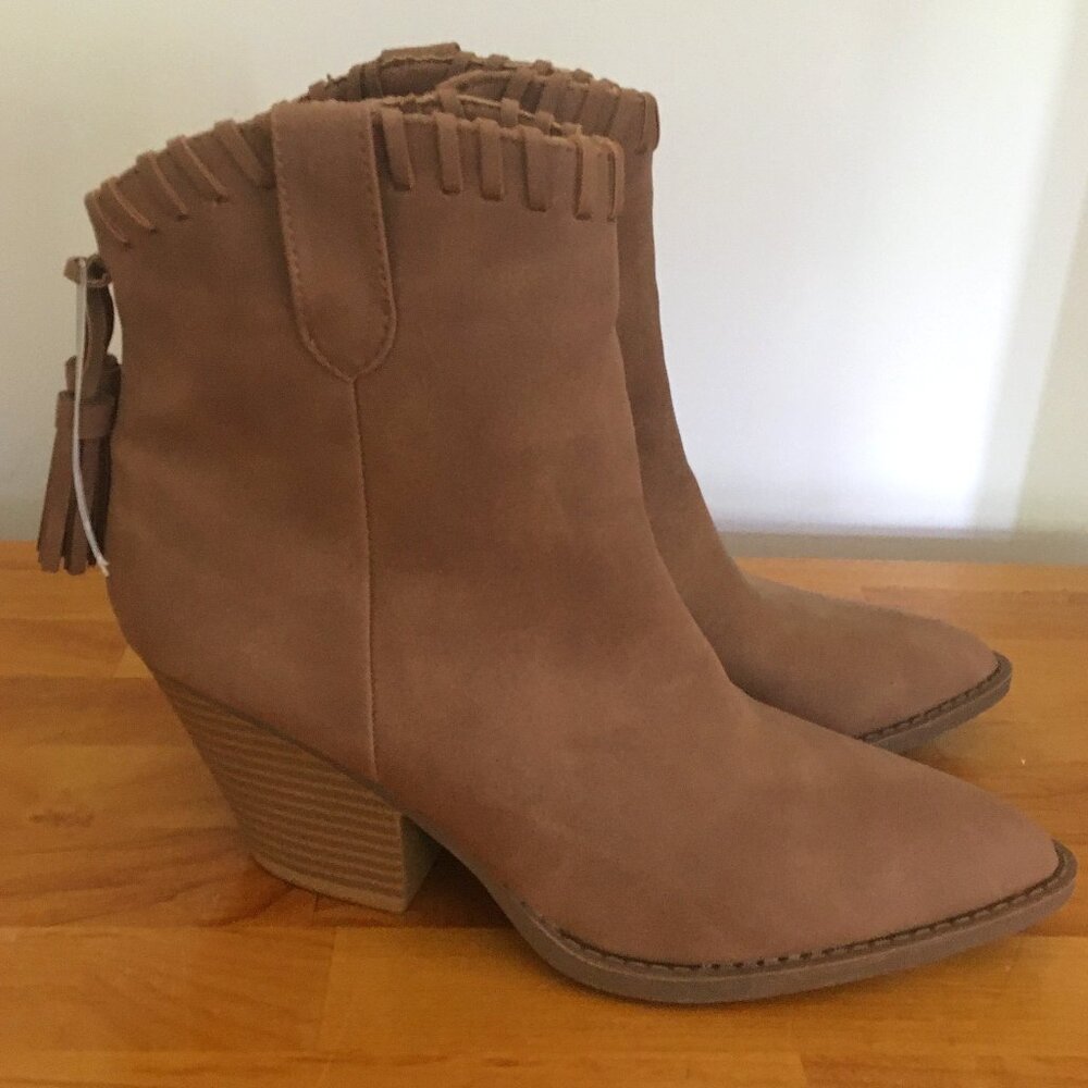 Forever Suede Booties with Tassels Size 9 BRAND NEW